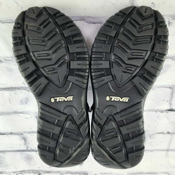 Teva Black Sandals with Gray Pattern - Picture 2 of 9